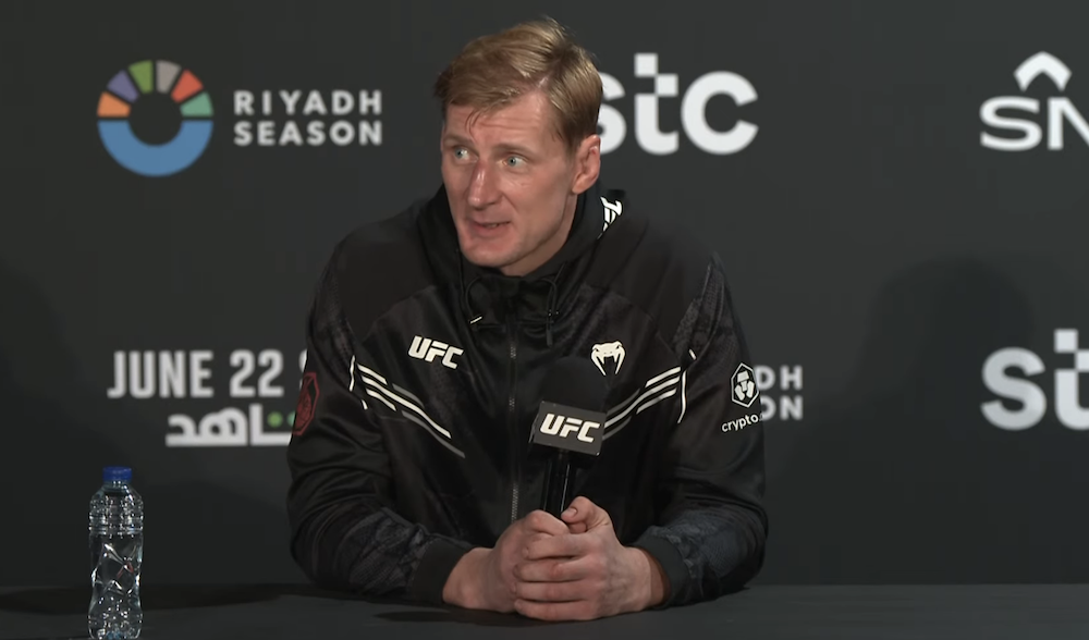 Alexander Volkov surprised Sergei Pavlovich accepted UFC on ABC 6 fight: ‘I’m a terrible matchup for him’