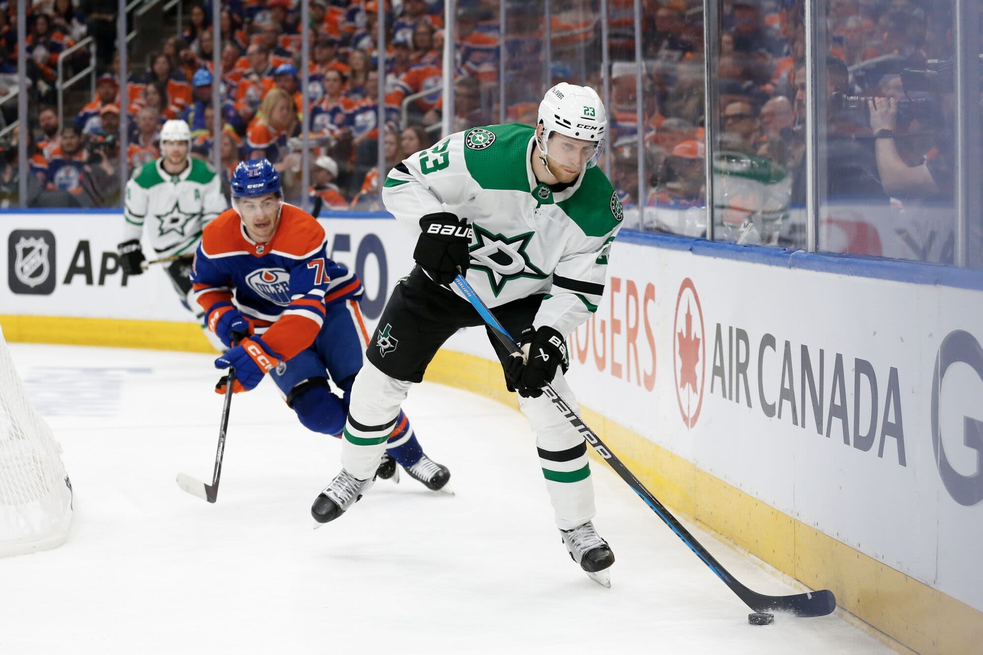 Diamond Sports Cleared to End Dallas Stars TV Deal a Year Early