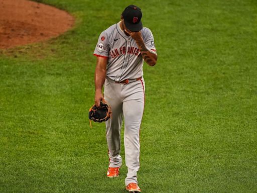 Giants option closer Doval day after blown save