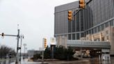 Detroit casino workers set possible strike for noon Tuesday