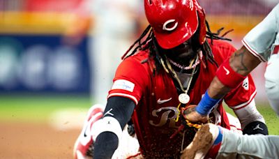 Reds look to cap stellar homestand with third straight victory over Phillies