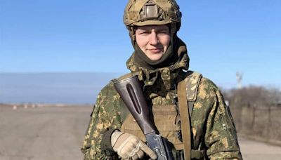 "Mum! I'm home": 22-year-old Ukrainian soldier who swam across gulf to get to Azovstal returns from Russian captivity – photo