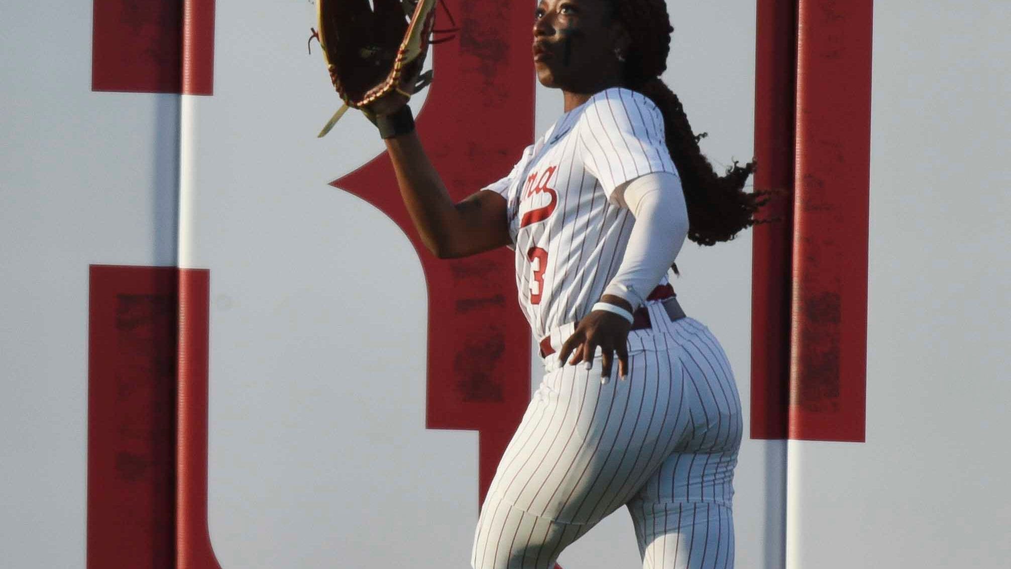 Alabama softball live score updates from home SEC series vs. Tennessee