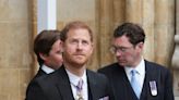 El príncipe Harry abandona solo la coronación de su padre Carlos III