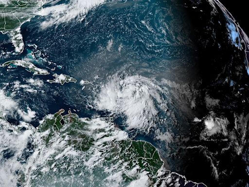 Se forma la tormenta tropical Ernesto y amenaza a Puerto Rico y las Islas Vírgenes