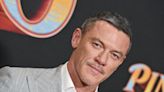 Luke Evans habla sobre la posibilidad de ser el primer James Bond gay