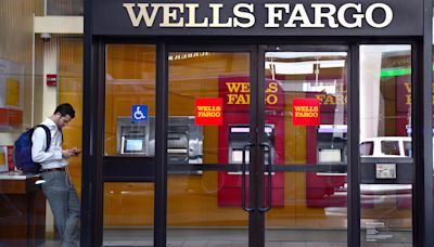 'Worst service,' blasts Wells Fargo customer after 16-year-old account closed