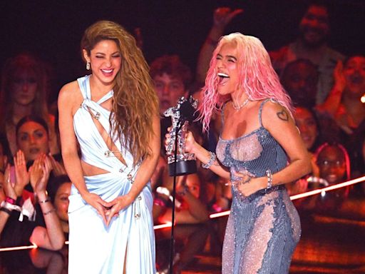 Fans de Shakira arremeten contra Karol G y su actuación en los MTV VMAs 2024 - El Diario NY