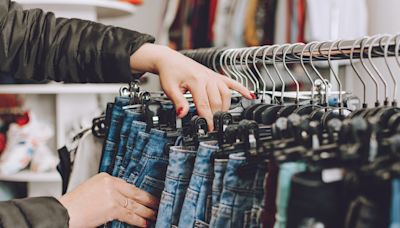 Menos fast fashion y más segunda mano: La ropa contamina más de lo que piensas