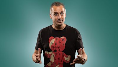 Former 'Impractical Jokers' comedian to perform in Peoria this fall