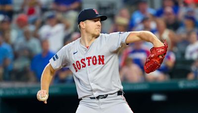 Red Sox Insider Suggest Fan-Favorite Could Change Positions To Dominate