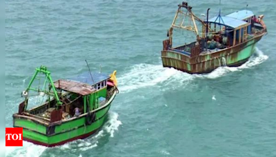 TN: Sri Lankan Navy apprehends 17 fishermen off Rameswaram coast, seizes 2 boats - Times of India