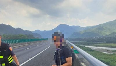 香港客欲騎自行車遊日月潭卻誤闖國道 紅斑馬護送脫困 - 社會