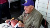 Bud Grant, Minnesota Vikings coaching legend and Hall of Famer, dies at 95