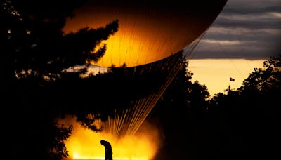 Eiffel’s descendants say Non to keeping Olympic rings on Eiffel Tower