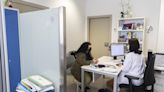 Sanidad estudia "medidas excepcionales" para las vacantes médicas en el verano