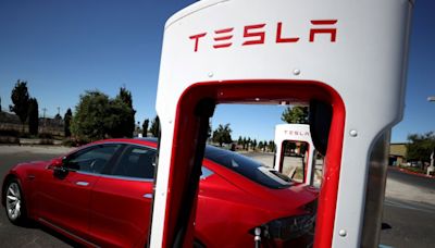 Tesla staff say firm's entire Supercharger team fired