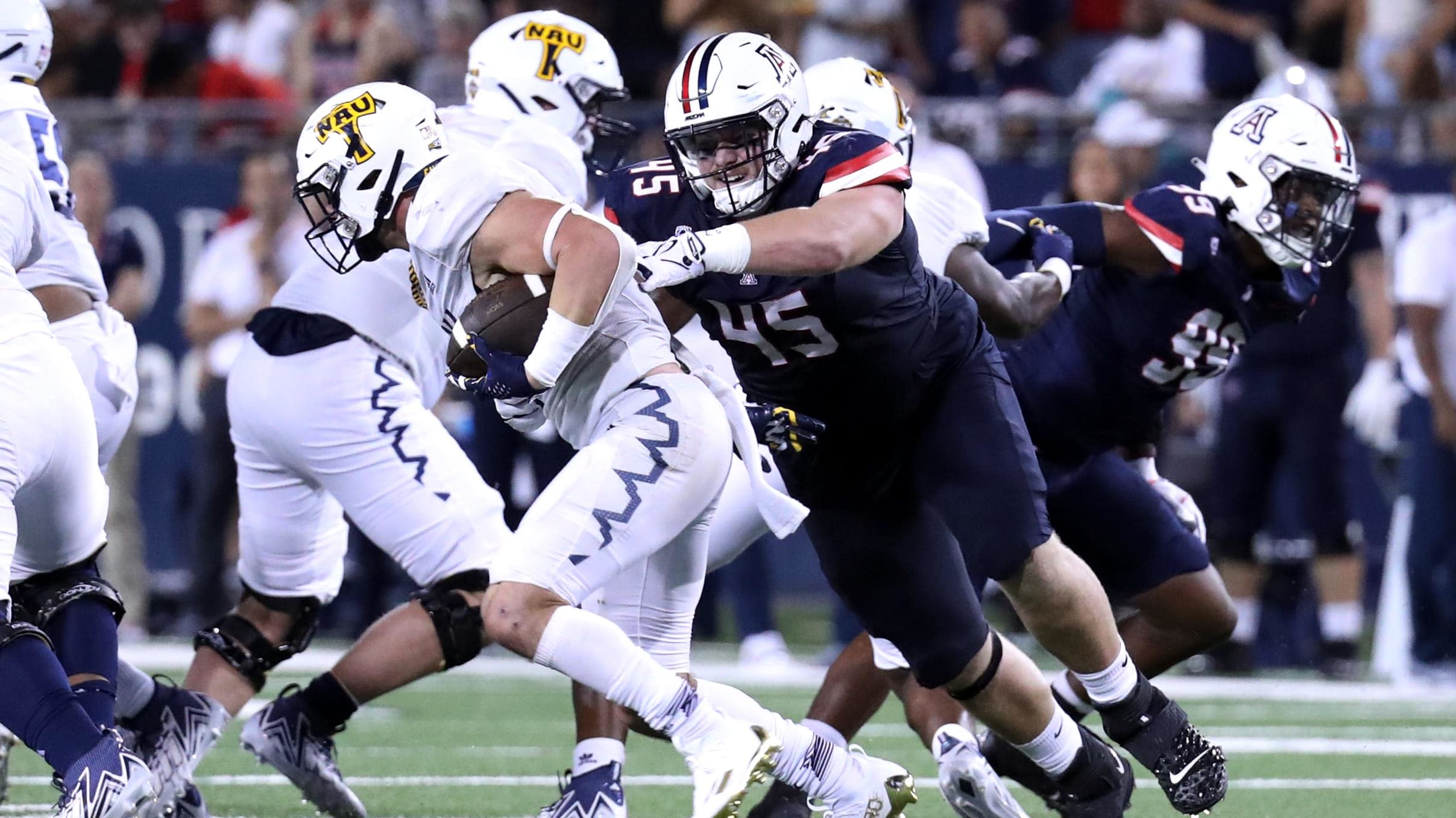 Arizona Ex DT Bill Norton Commits to Texas Longhorns