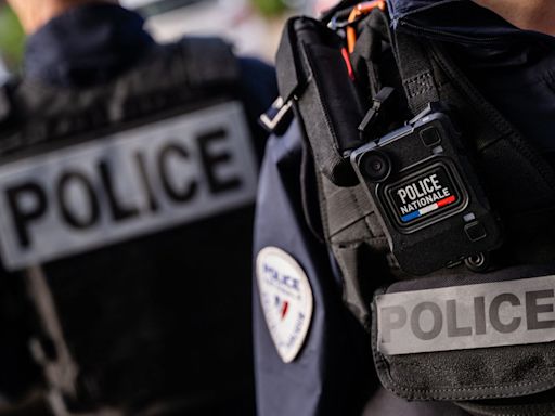 Russian-Ukrainian man arrested after explosion in Paris, anti-terror prosecutors say
