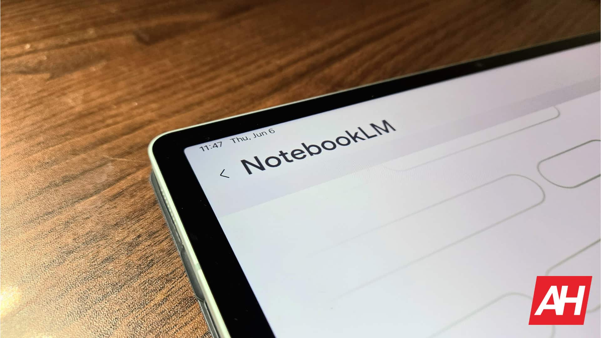 NotebookLM gains Gemini 1.5 Pro, goes global with more features
