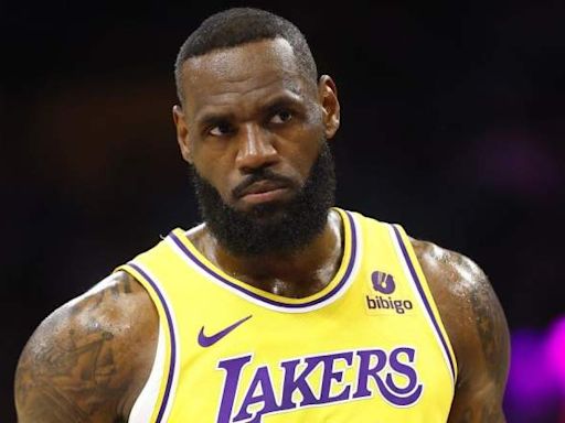 Paul Sends Bold Message on Rumor of LeBron James Ditching Lakers for West Rival