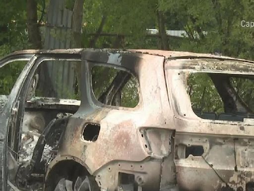 Getaway vehicle found torched after fatal shooting of Chicago postal worker