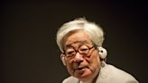 El Gobierno japonés lamenta la muerte del Nobel en Literatura Kenzaburo Oe