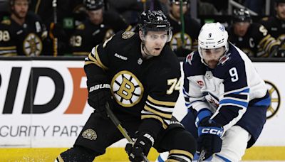 Jake DeBrusk leaves Bruins to sign with Canucks in free agency