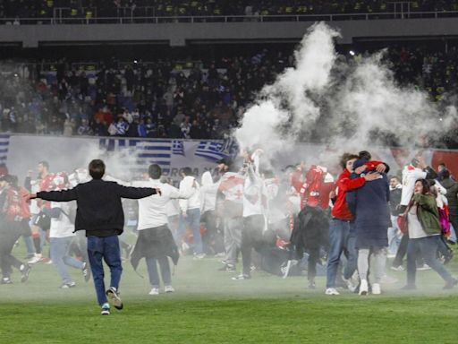 Vea la desenfrenada invasión de campo por la primera clasificación de Georgia a la Eurocopa - El Diario NY