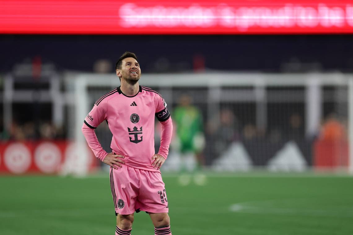 Messi scores twice, Inter Miami trounces New England 4-1 in front of record 65,612 fans