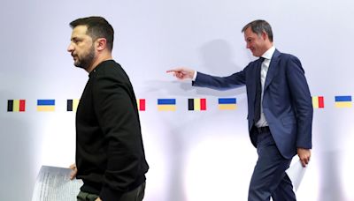 Selenskyj schließt in Brüssel weitere Sicherheitsabkommen mit westlichen Verbündeten