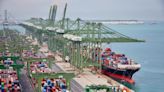 Singapore boosts container handling capacity as more ships call