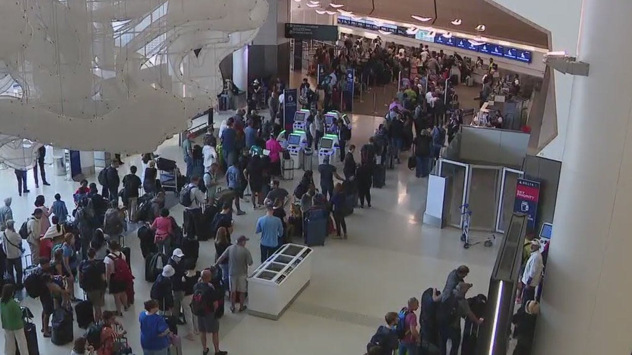 'Dream vacation gone': Global outage cripples travel plans for SFO passengers