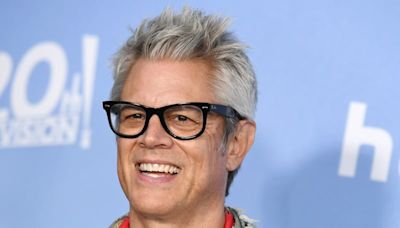 Johnny Knoxville Sued By Former Producer Over Taser Incident - WDEF