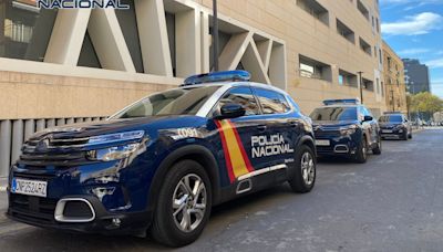Un hombre mata a tiros en Alicante a su mujer, de 33 años, y después se quita la vida