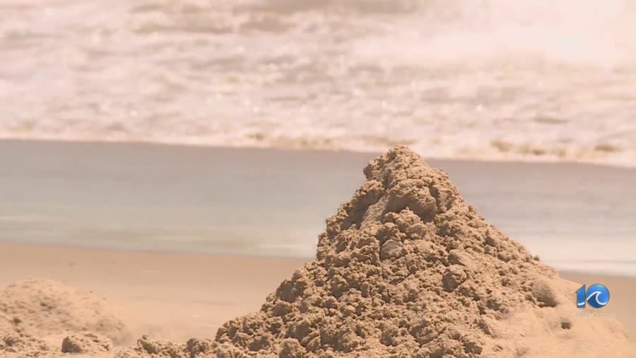 Sands scorching soles as visitors flock to Oceanfront