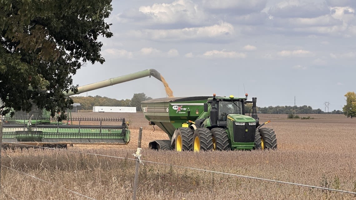 Study: Indiana is losing farmland but producing more crops