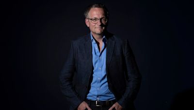 British doctor Michael Mosley who popularized the 5:2 diet goes missing on Greek island