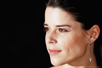 Neve Campbell