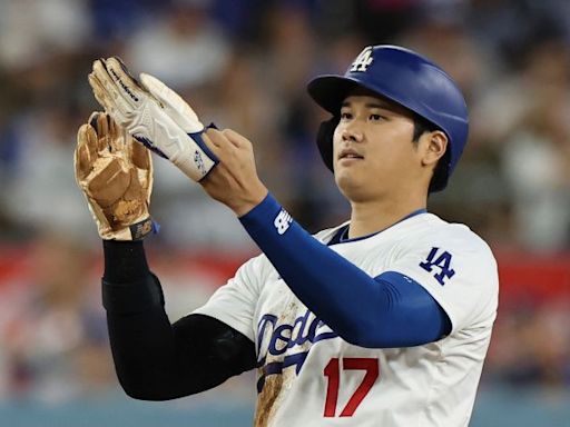 Shohei Ohtani continues hunt for historic 50-50 with home run and steal in LA Dodgers’ win over Chicago Cubs | CNN