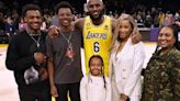 LeBron James y su sueño cumplido: jugará con su hijo Bronny en los Lakers