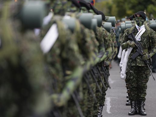 Mueren dos soldados en un ataque con explosivos de disidencias de las FARC en Colombia