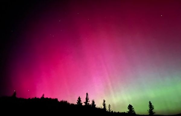 Northern Lights color the Colorado sky Friday night, light show to return Sunday