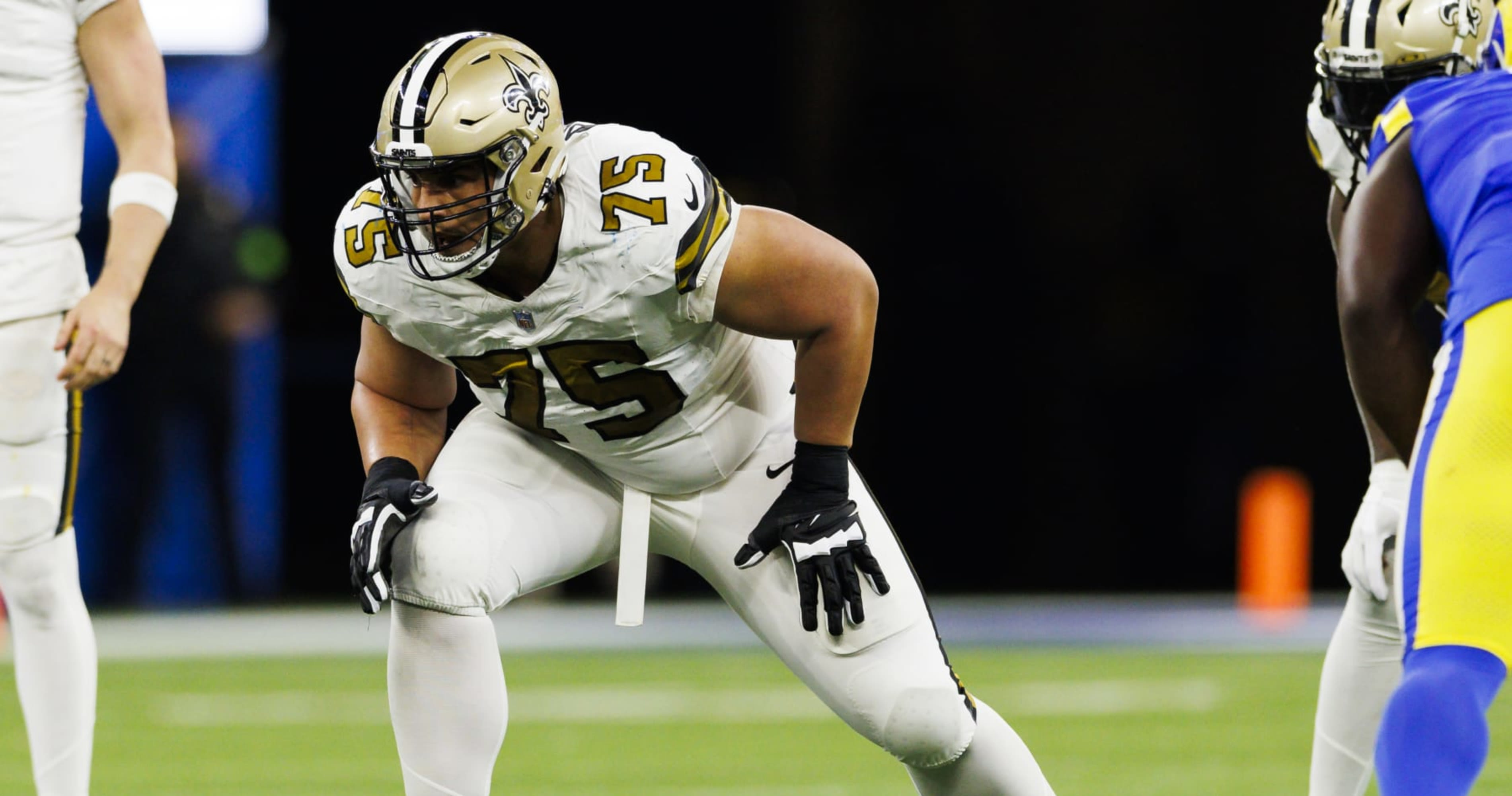 NFL Rumors: Raiders Sign Andrus Peat to Contract; OL Started 102 Games for Saints