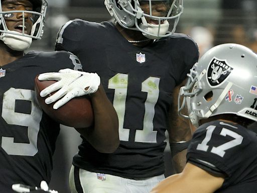 Ex-Raiders WR Signs Contract With Dolphins
