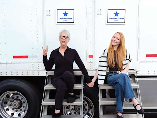 Freaky Friday 2: Lindsay Lohan and Jamie Lee Curtis on Set of New Sequel