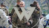 Ukraine war: Wagner 'recruiting in Moscow high schools for young warriors'