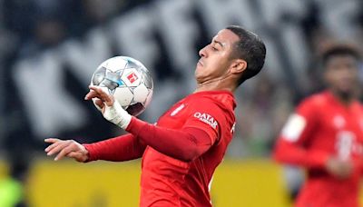 El inesperado fin de una carrera increíble: Thiago Alcántara se retira del fútbol - La Tercera