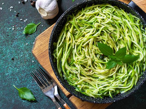 Don't Have A Spiralizer? Use A Julienne Peeler For Zucchini Noodles Instead