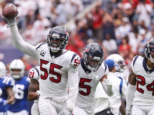 Veteran DE Jerry Hughes re-signs with Texans